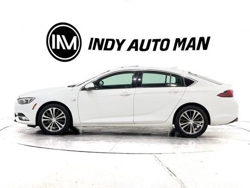 Used 2018 Buick Regal Preferred image 7