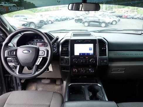 Certified 2022 Ford F250 XLT w/ XLT Premium Package AWD/4WD image 13