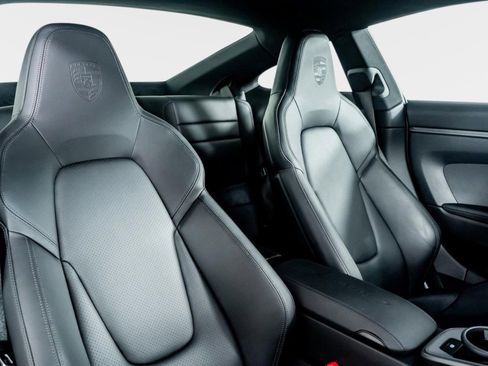 Used 2020 Porsche 911 Carrera S image 29