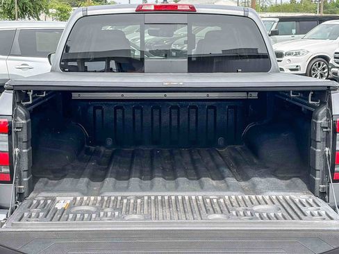 Used 2023 Nissan Frontier SV w/ SV Premium Package image 26