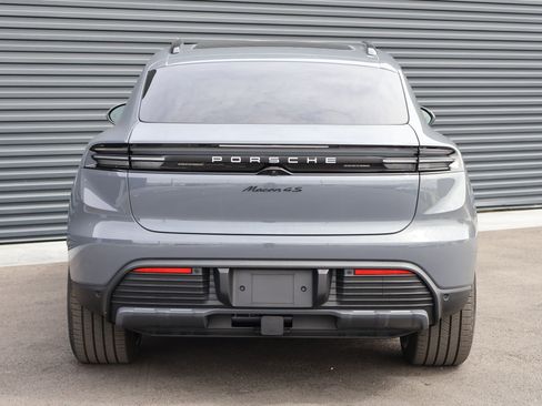 New 2026 Porsche Macan 4S Electric AWD/4WD image 10