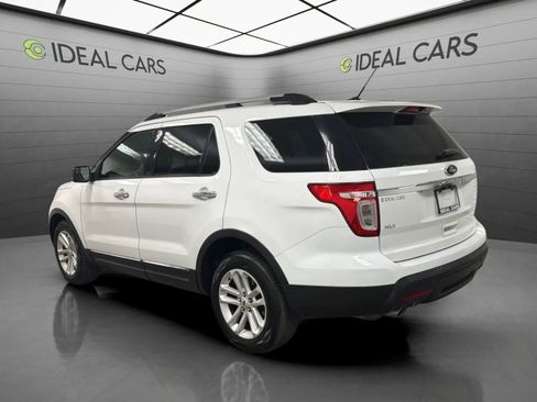 Used 2015 Ford Explorer XLT w/ Equipment Group 201B FWD image 7