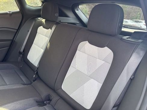 Used 2024 Chevrolet Trax RS w/ Driver Confidence Package image 14