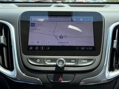 Used 2020 Chevrolet Equinox LT FWD image 27