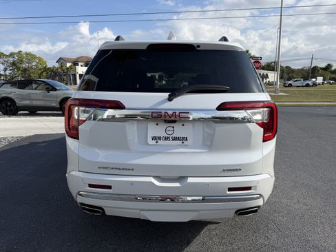 Used 2020 GMC Acadia Denali w/ Trailering Package image 4