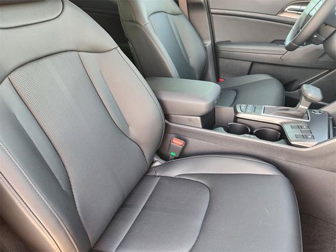 New 2026 Kia Sportage EX image 10