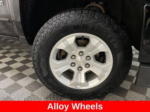 Used 2018 Chevrolet Silverado 1500 LT w/ All Star Edition AWD/4WD image 46