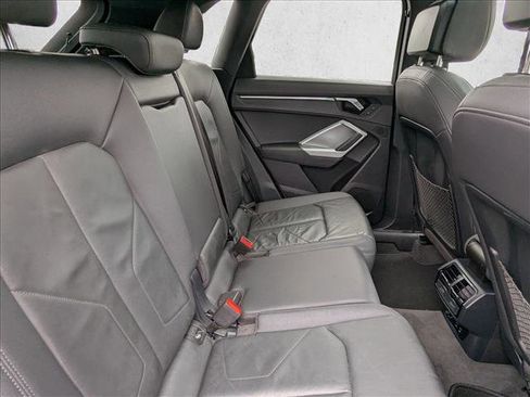 Used 2020 Audi Q3 2.0T Premium w/ Convenience Package image 19