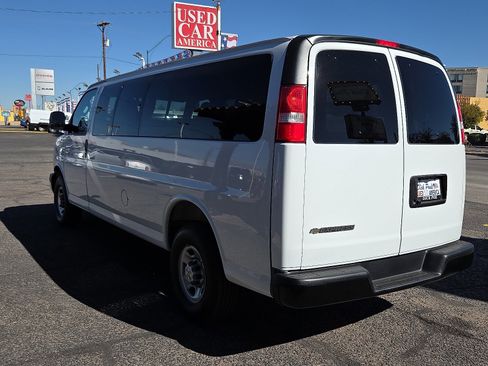 Used 2025 Chevrolet Express 3500 LS image 3