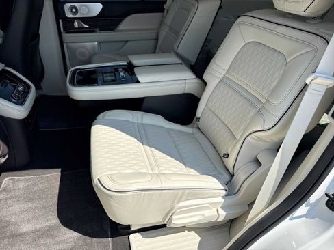 Used 2021 Lincoln Navigator Black Label AWD/4WD image 19