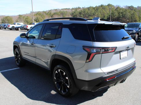 Used 2025 Chevrolet Equinox RS image 5