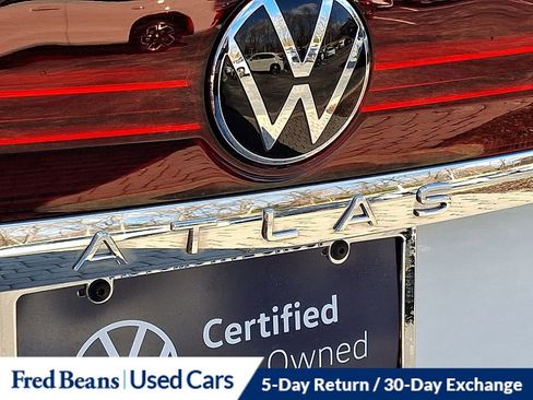 Certified 2025 Volkswagen Atlas SE image 31
