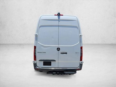 Used 2019 Mercedes-Benz Sprinter 170 image 6