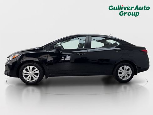 Used 2024 Nissan Versa S w/ Trunk Package FWD image 3