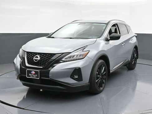 Used 2024 Nissan Murano SV w/ SV Midnight Edition Package image 4