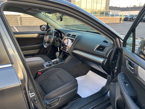 Used 2019 Subaru Legacy 2.5i Premium AWD/4WD image 41