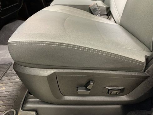 Used 2023 RAM 2500 Big Horn w/ Level 1 Equipment Group image 17