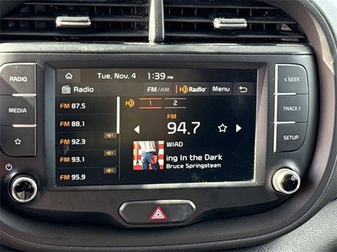 Certified 2023 Kia Soul LX w/ LX Technology Package image 19