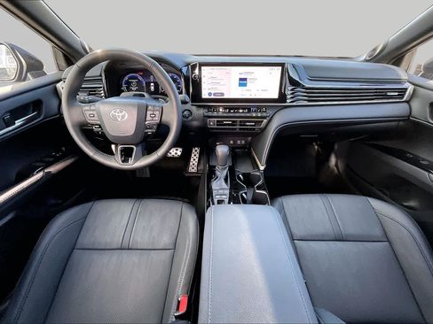 Used 2026 Toyota Camry XSE w/ Premium Plus Package FWD image 16