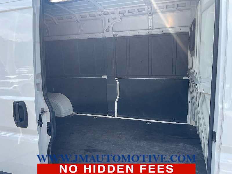 Used 2025 RAM ProMaster 2500 w/ Convenience Group FWD image 6