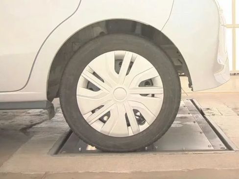 Used 2024 Mitsubishi Mirage ES FWD image 13