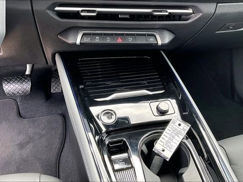 New 2026 Audi Q3 quattro 2.0T AWD/4WD image 26