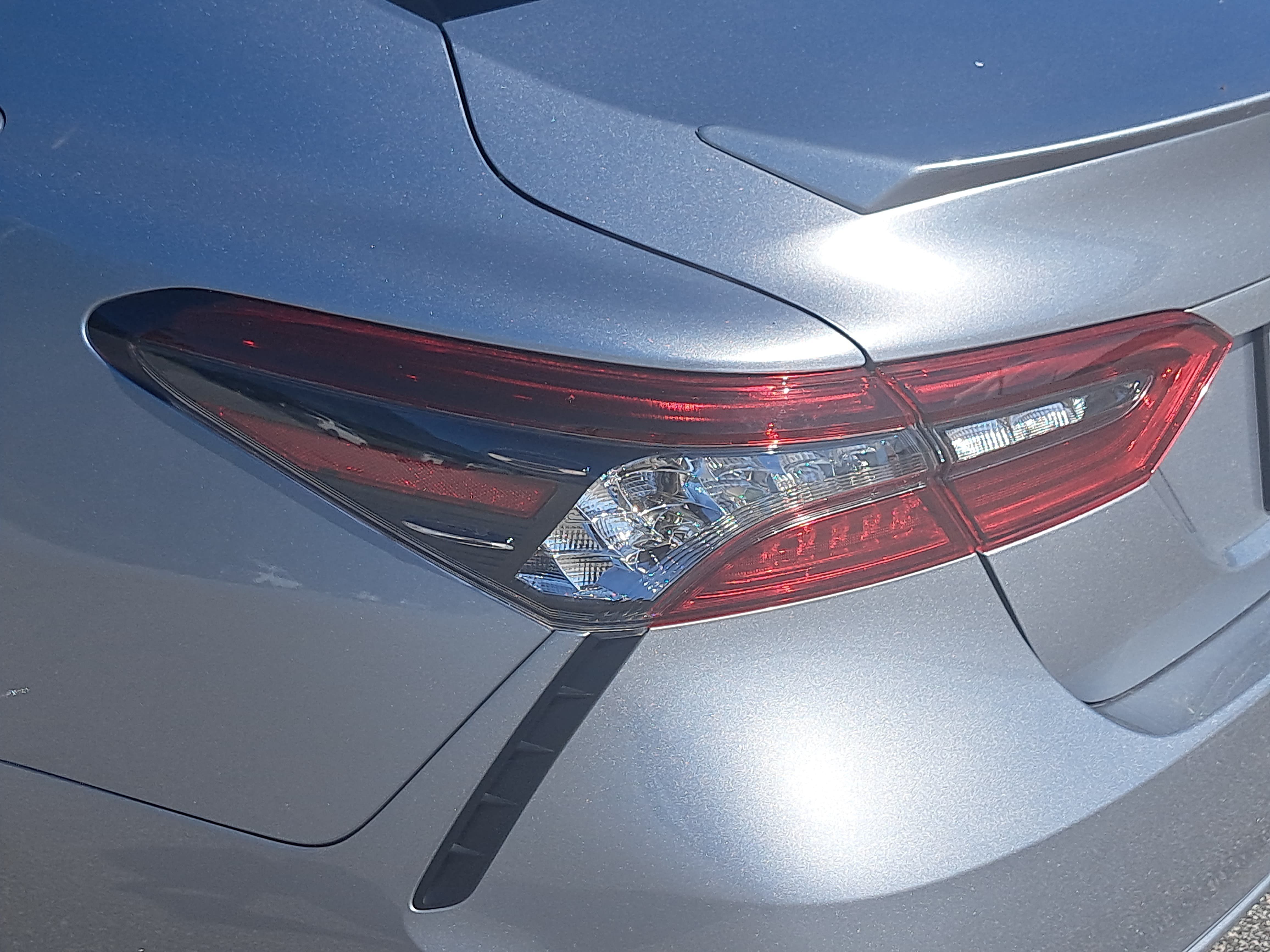 Used 2022 Toyota Camry XSE FWD image 34
