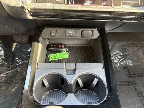 Used 2024 Toyota Prius LE image 24