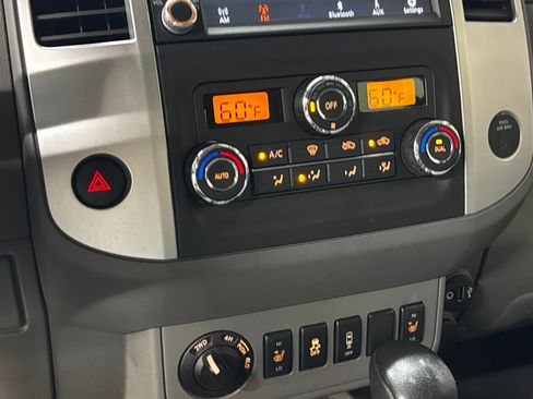 Used 2020 Nissan Frontier SV w/ Midnight Edition Floor Mats AWD/4WD image 19