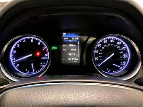 Used 2020 Toyota Camry SE w/ Audio Package image 13