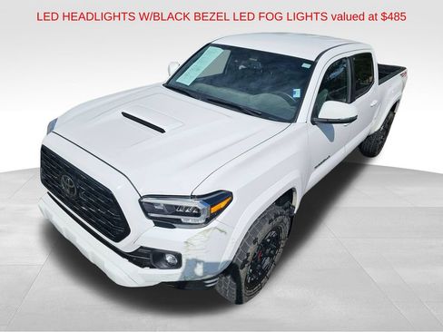 Used 2023 Toyota Tacoma TRD Sport AWD/4WD image 6