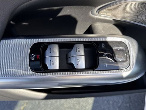 Certified 2025 Mercedes-Benz E 350 4MATIC Sedan image 25