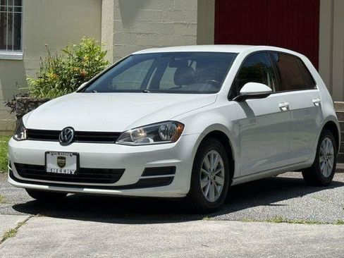Used 2015 Volkswagen Golf S FWD image 5