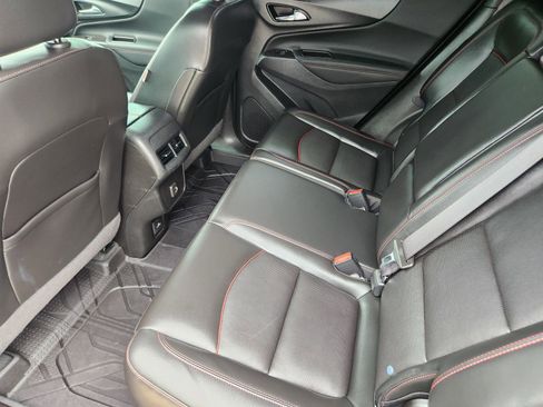 Used 2022 Chevrolet Equinox RS w/ RS Leather Package FWD image 33