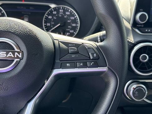 Certified 2024 Nissan Sentra SV FWD image 27
