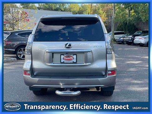 Used 2022 Lexus GX 460 Premium image 7