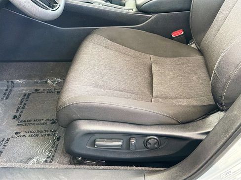 Certified 2024 Honda Accord EX image 17