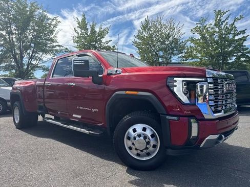 Used 2024 GMC Sierra 3500 Denali AWD/4WD image 1