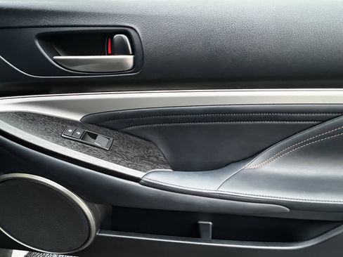 Used 2018 Lexus RC 350 image 38