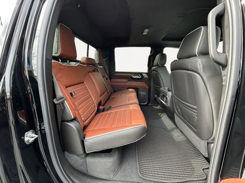 New 2025 GMC Sierra 2500 Denali Ultimate w/ Max Trailering Package image 11