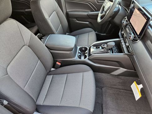 New 2026 Chevrolet Colorado Trail Boss AWD/4WD image 16