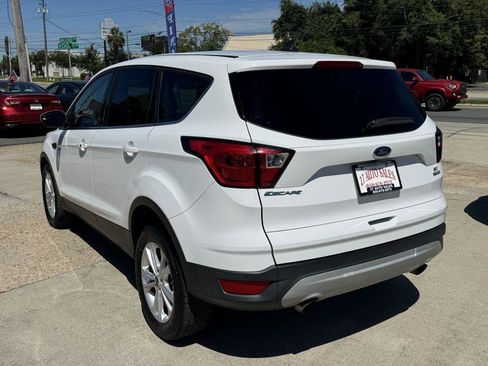 Used 2019 Ford Escape SE FWD image 7