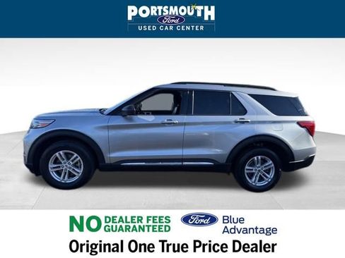 Certified 2022 Ford Explorer XLT w/ Equipment Group 202A image 2