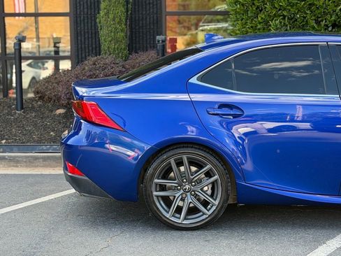 Used 2019 Lexus IS 300 F Sport w/ F Sport Package image 22