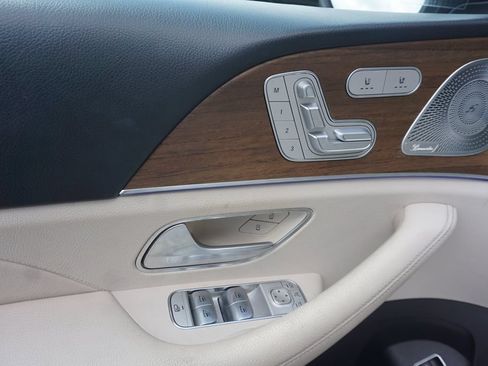 Used 2021 Mercedes-Benz GLE 350 image 4