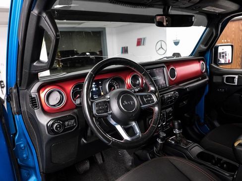 Used 2021 Jeep Gladiator Rubicon image 3