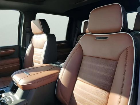 New 2026 GMC Sierra 3500 Denali Ultimate image 15