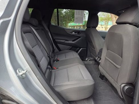 Certified 2025 Chevrolet Equinox LT FWD image 22