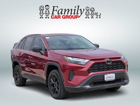 Used 2024 Toyota RAV4 LE FWD image 2