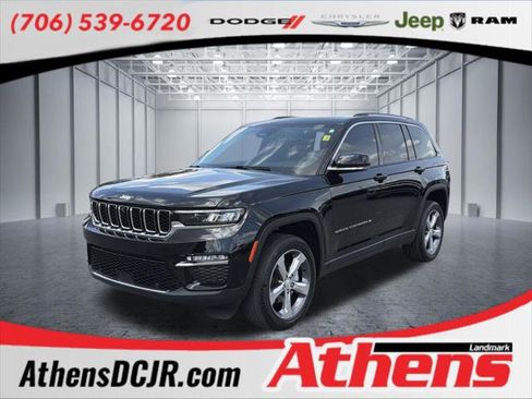 Certified 2022 Jeep Grand Cherokee Limited w/ Luxury Tech Group II image 1